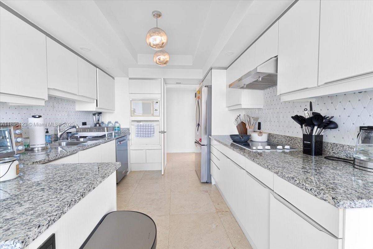 7000 ISL BLVD WILLIAMS IS - Residential