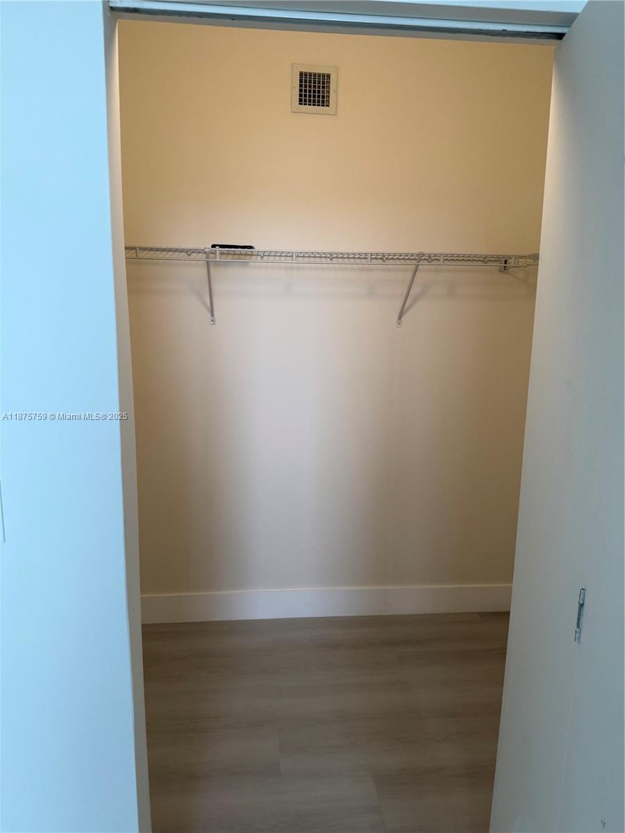 PUERTA DE PALMAS CONDO - Residential