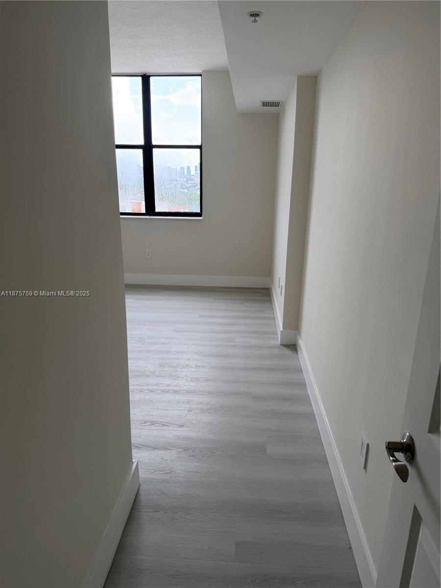 PUERTA DE PALMAS CONDO - Residential