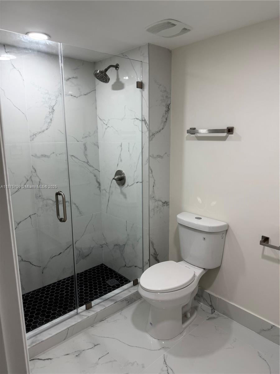 PUERTA DE PALMAS CONDO - Residential