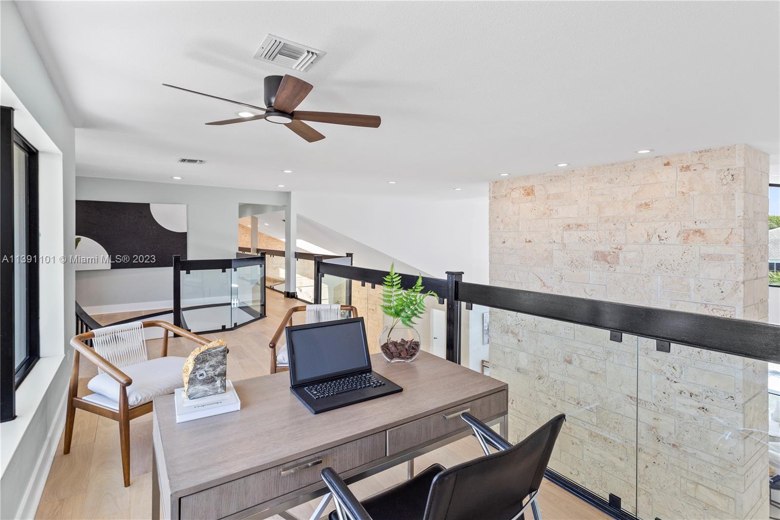 CORAL KEY VILLAS SEC 9 - Residential