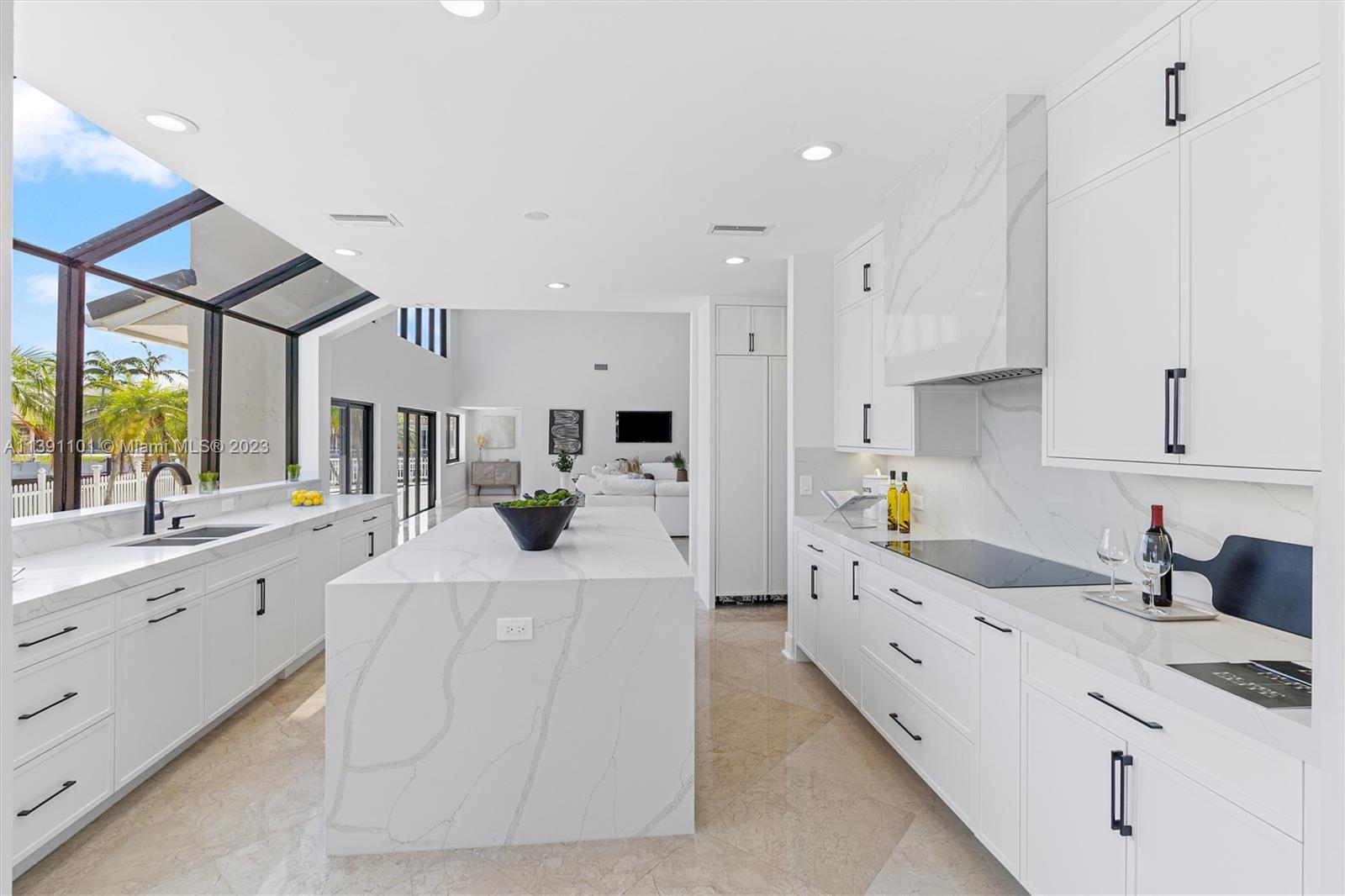 CORAL KEY VILLAS SEC 9 - Residential