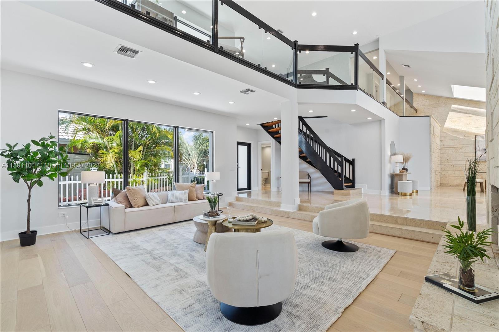 CORAL KEY VILLAS SEC 9 - Residential