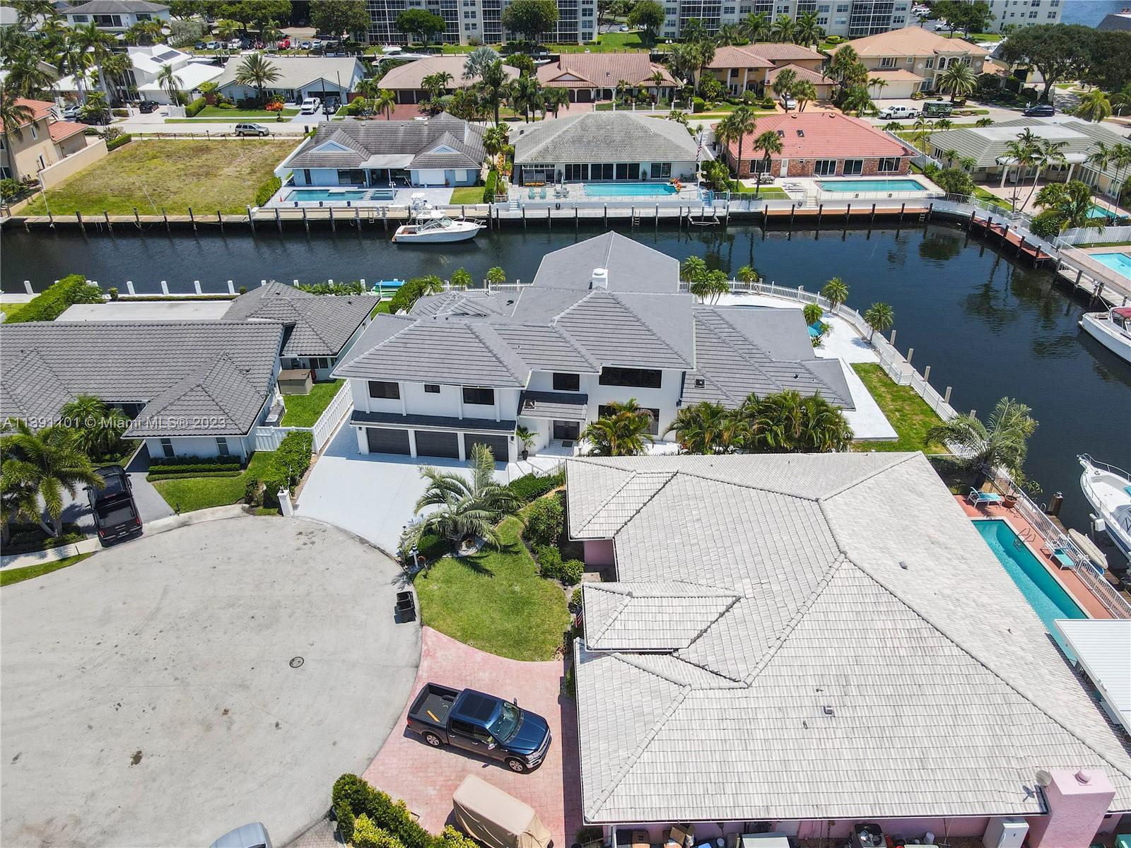 CORAL KEY VILLAS SEC 9 - Residential