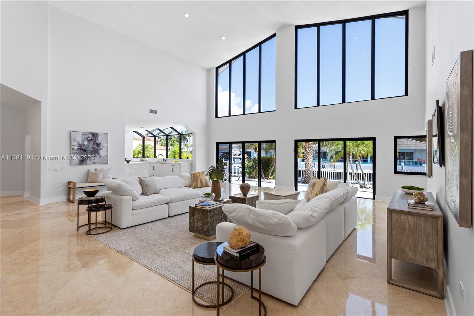 CORAL KEY VILLAS SEC 9 - Residential