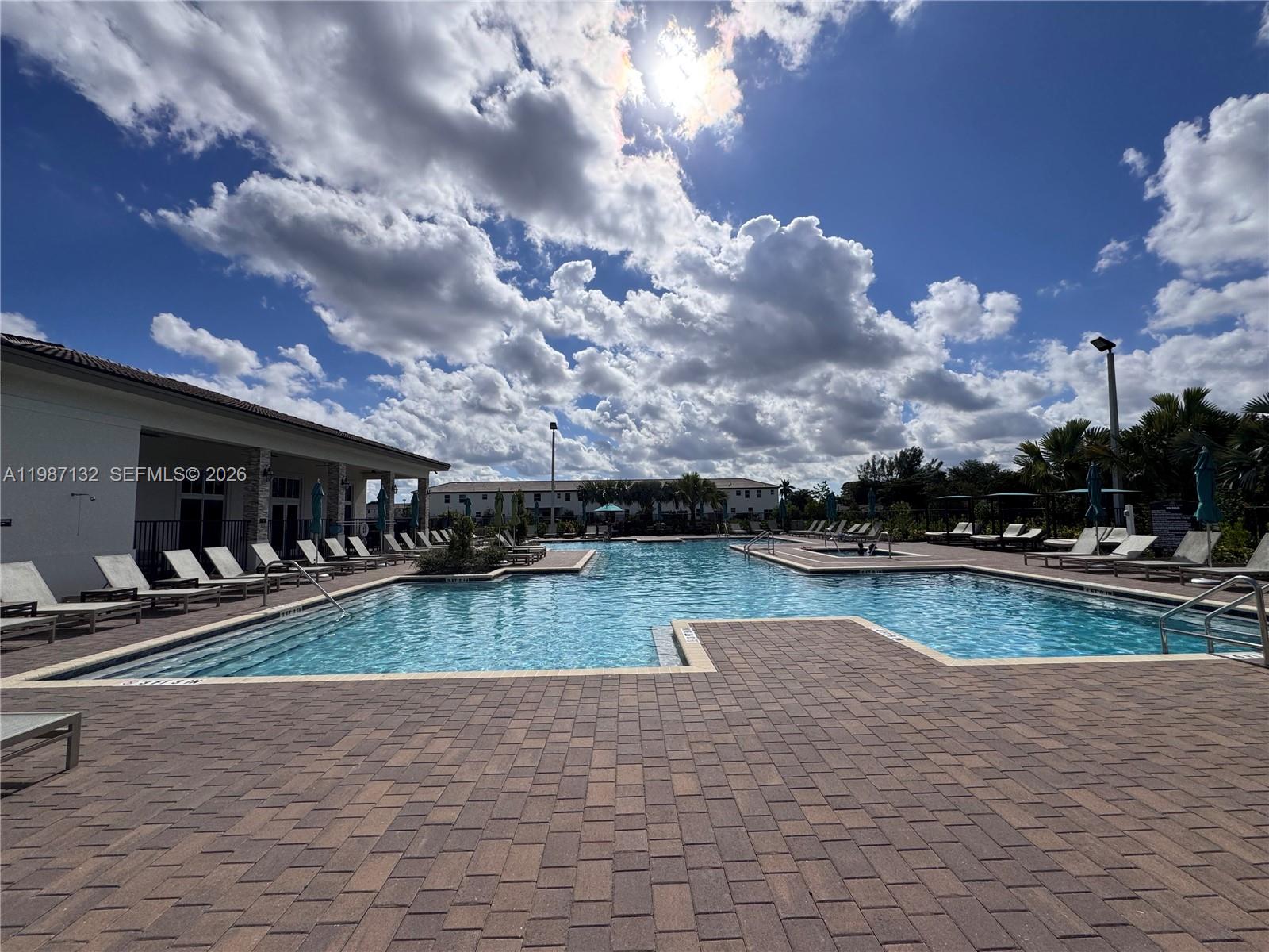 GOLF ESTS 1ST ADDN - Residential