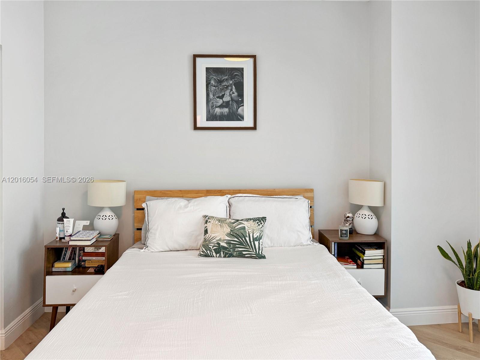 MET 1 CONDO - Residential Lease