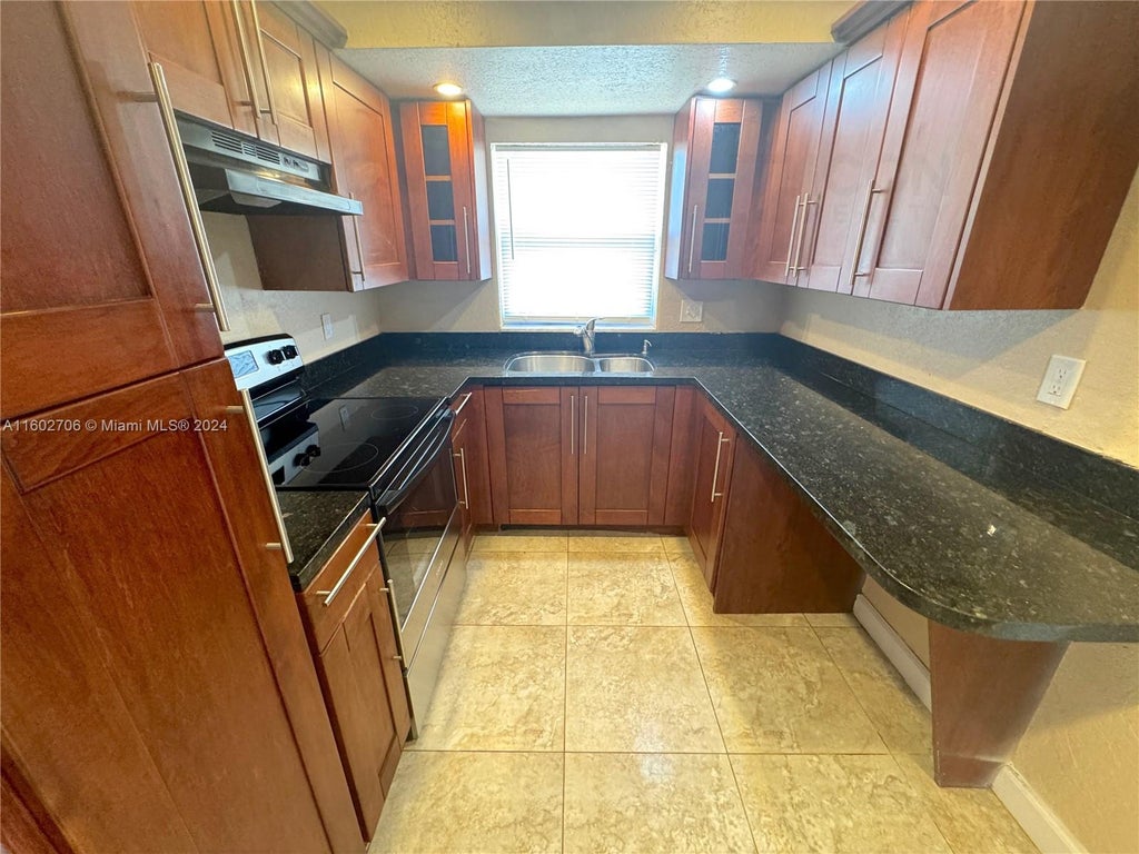 Photo of 231 NW 4th St, Deerfield Beach, FL 33441 (MLS # A11602706)