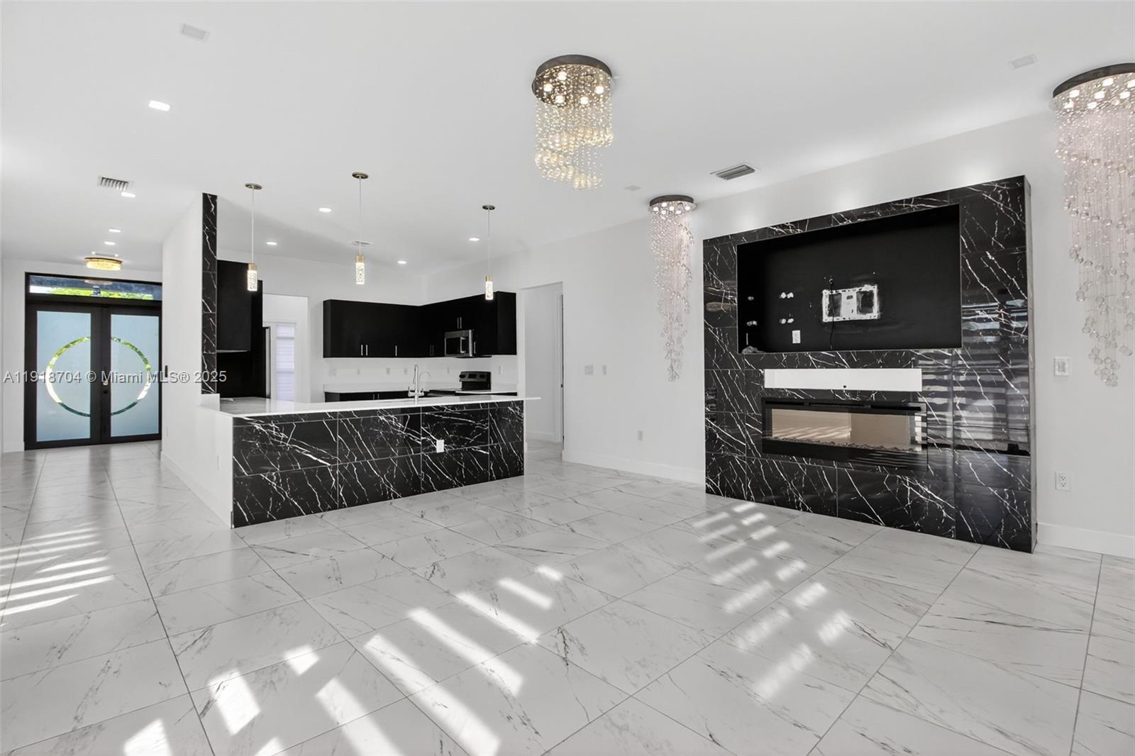 SOUTHERN COVE - Residential