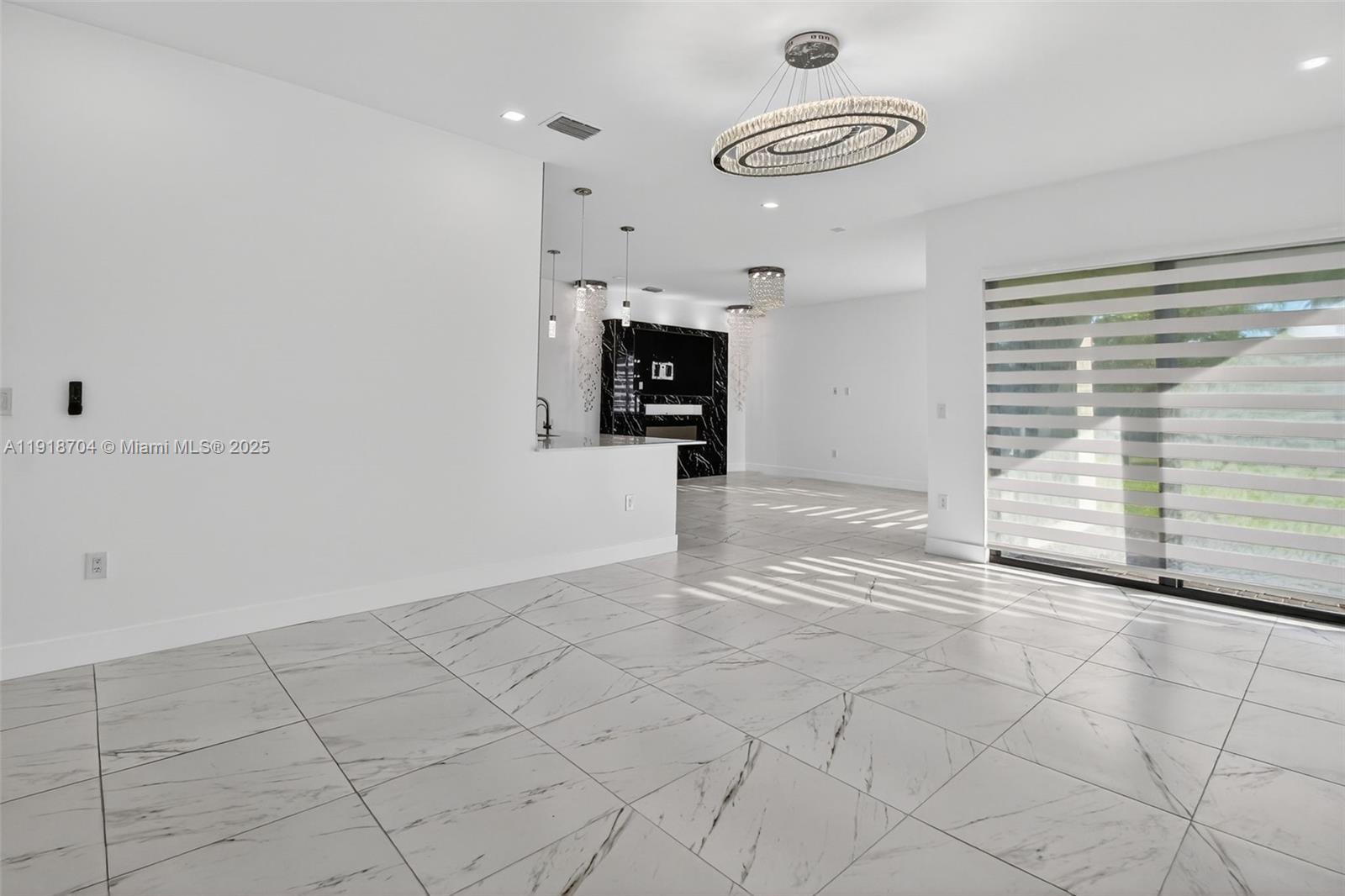 SOUTHERN COVE - Residential