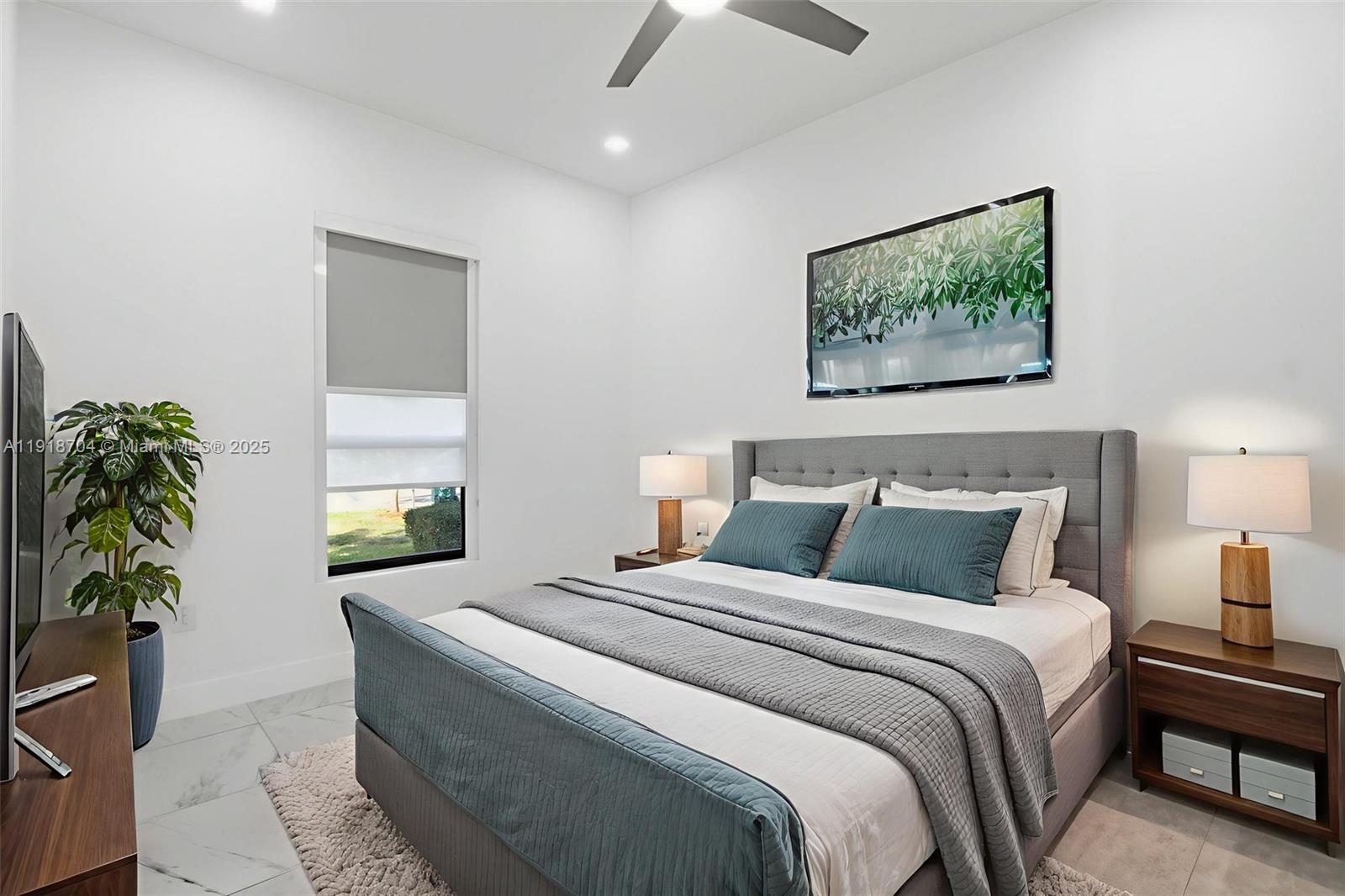 SOUTHERN COVE - Residential