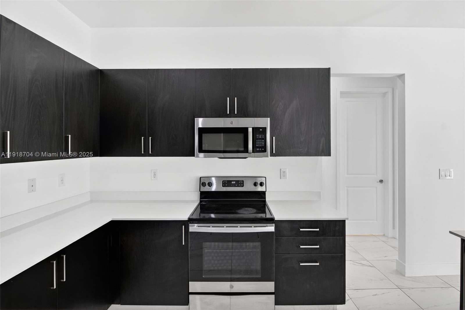 SOUTHERN COVE - Residential