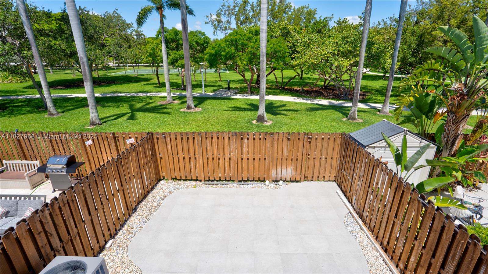 VENETIAN PARK III CONDO - Residential