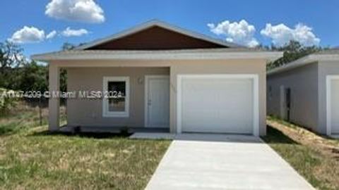 Single Family Residence in Sebring FL 1489 Las Villas Blvd Blvd.jpg