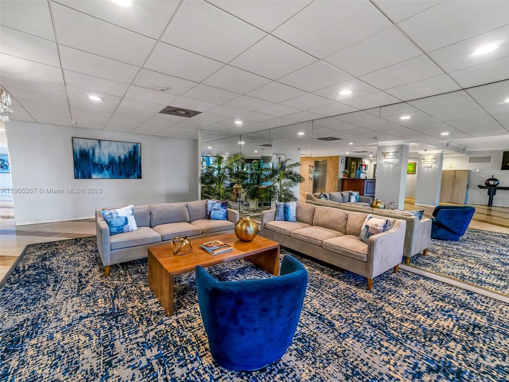 Photo of 3800 Hillcrest Dr #907, Hollywood, FL 33021 (MLS # A11905267)