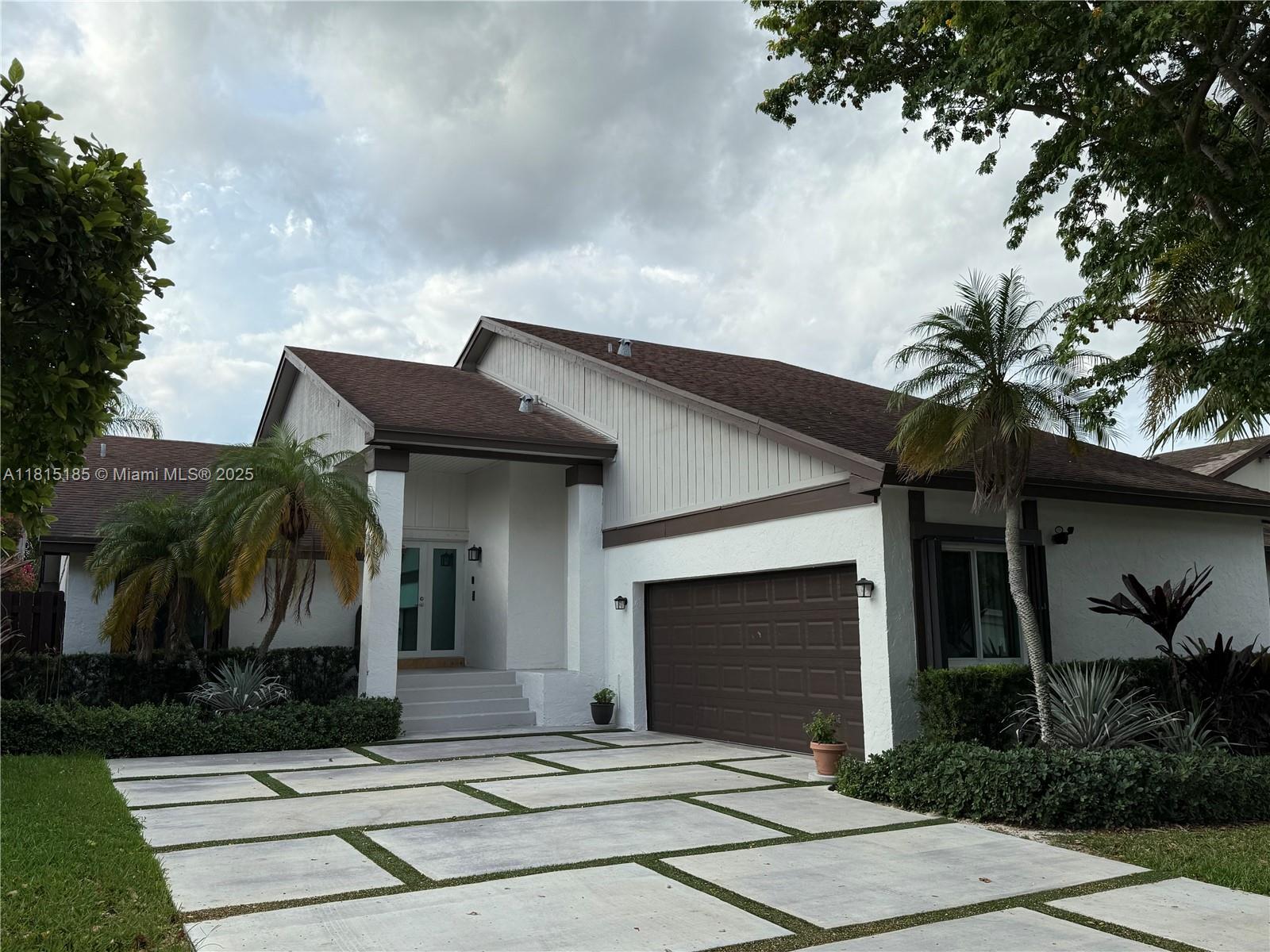 Address Not Disclosed, Miami, Broward County, Florida - 3 Bedrooms  
2 Bathrooms - 