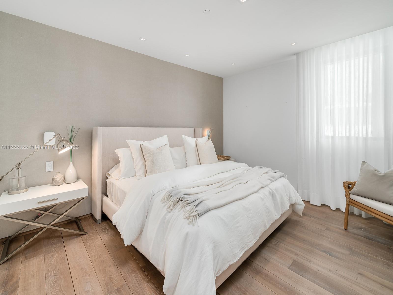 OCEAN HOUSE CONDO - Residential