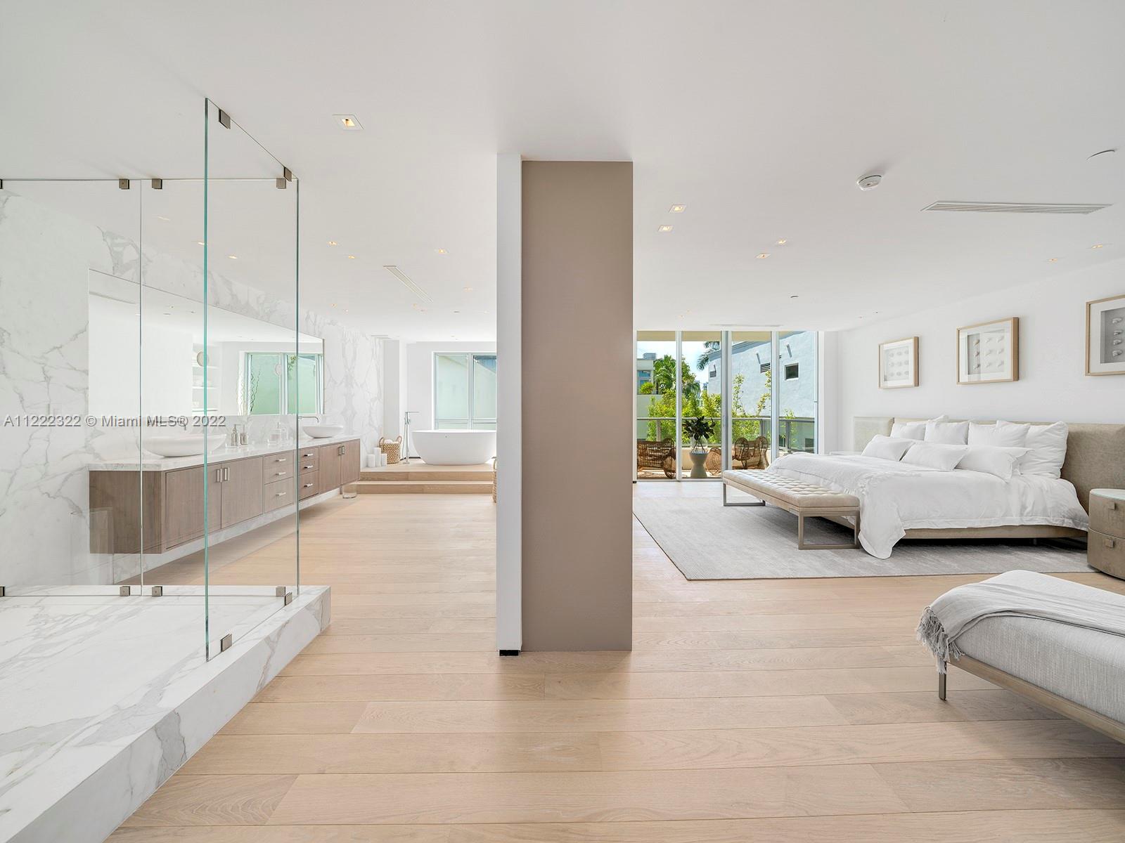 OCEAN HOUSE CONDO - Residential