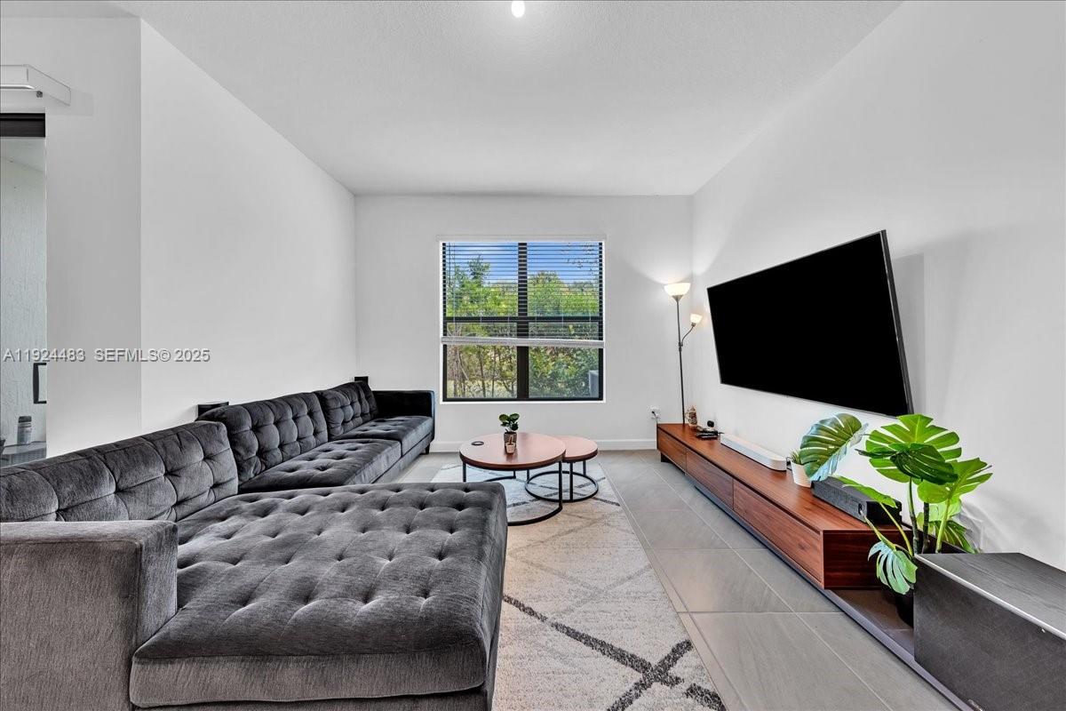 MEDITERRANEA - Residential Lease