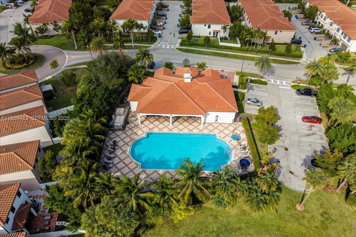 MEDITERRANEA - Residential Lease