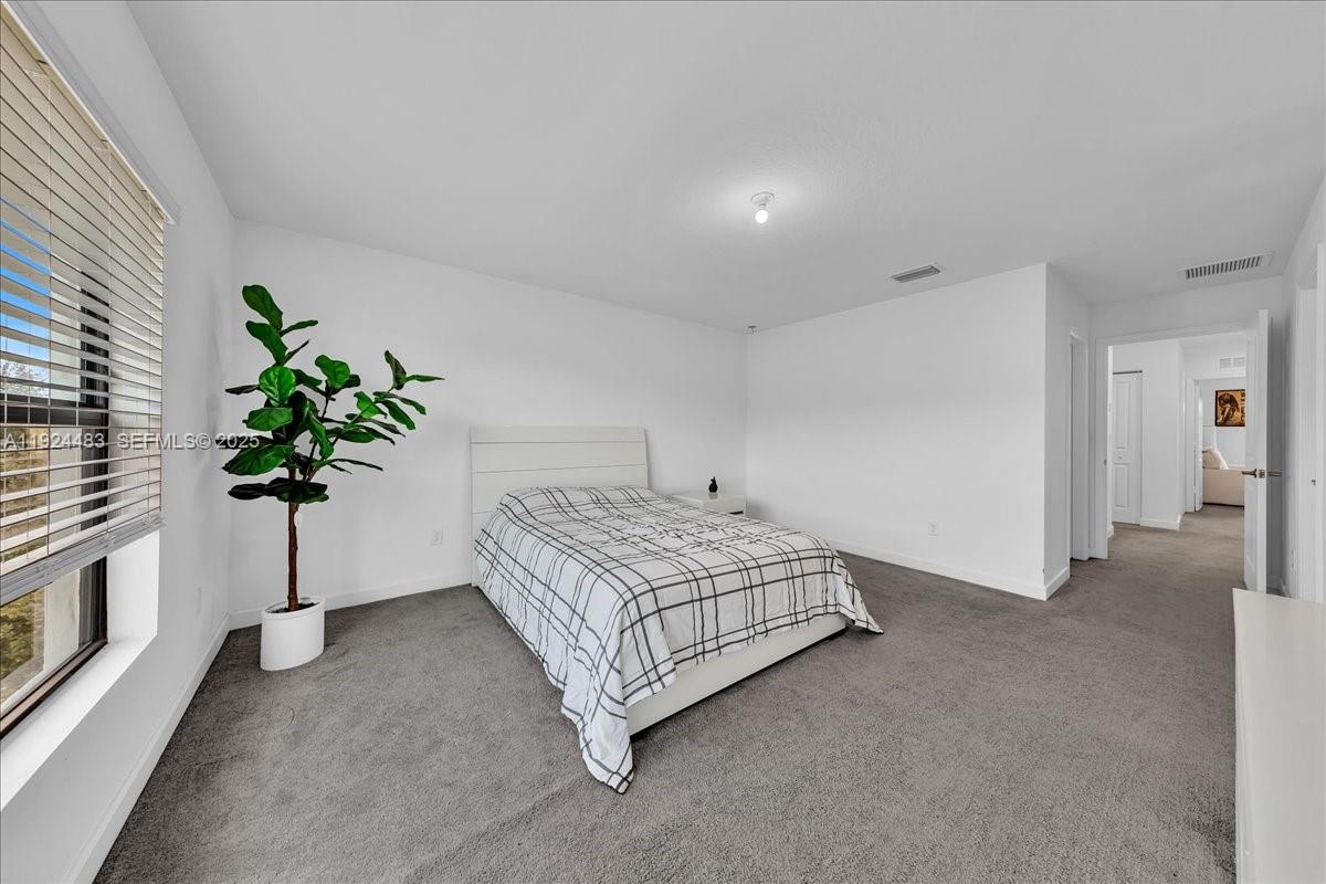 MEDITERRANEA - Residential Lease