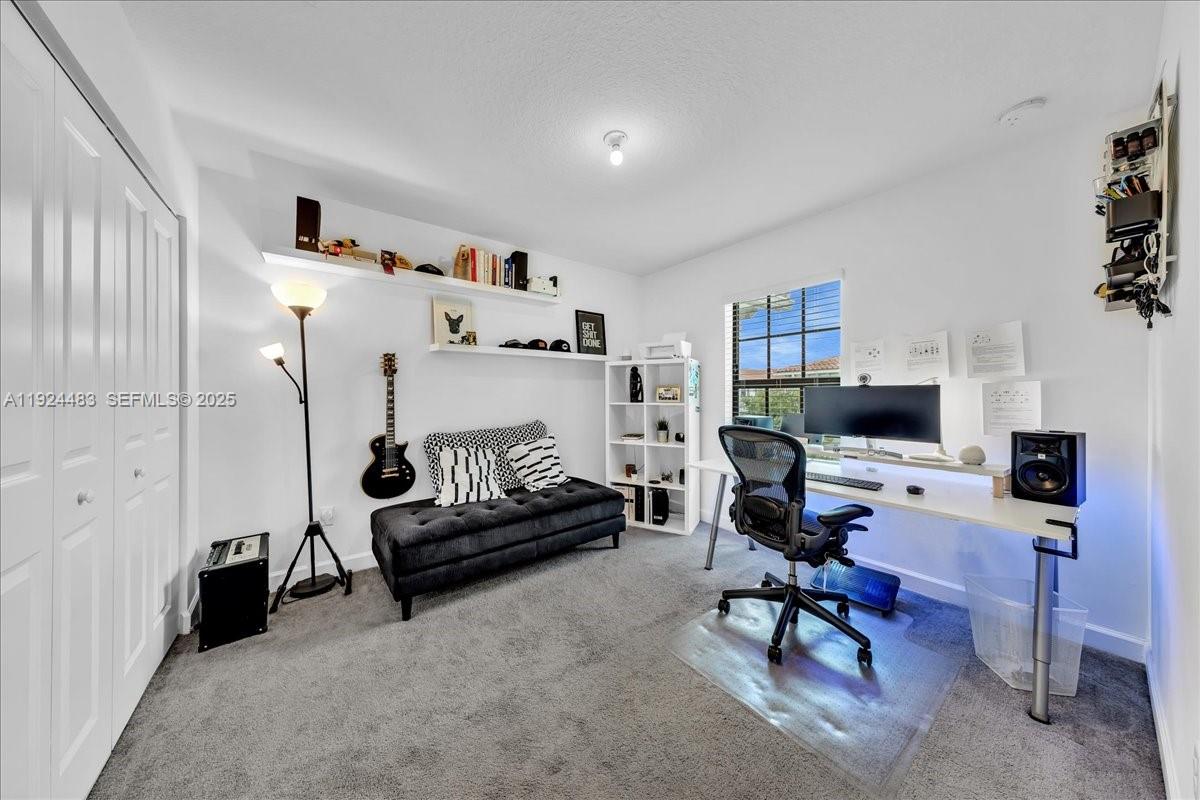 MEDITERRANEA - Residential Lease