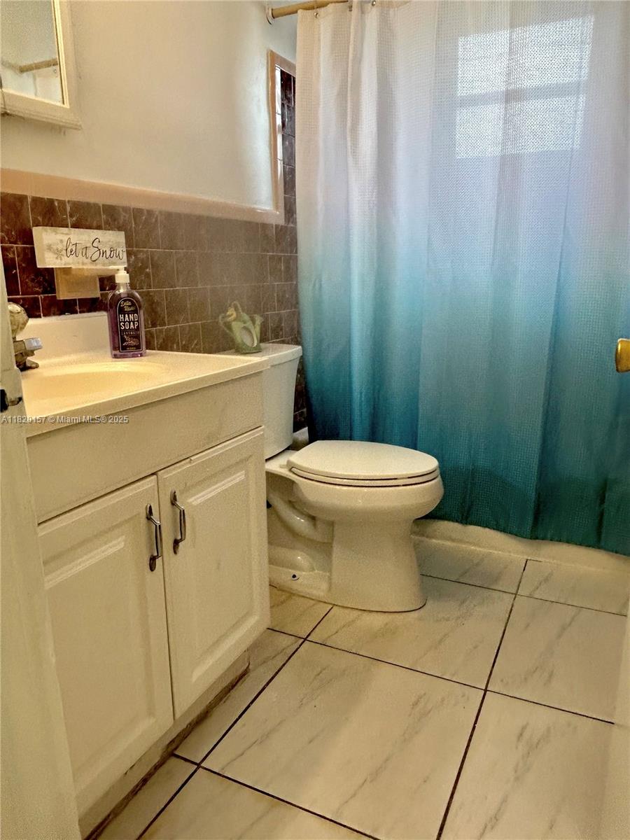 Rental Property at 2846 Fletcher St, Hollywood, Broward County, Florida - Bedrooms: 3 
Bathrooms: 2  - $2,800 MO.