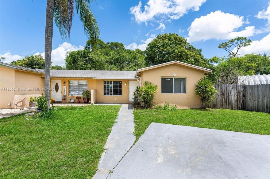 Charming three-bedroom, two-bathroom attached home nestled in a quiet cul-de-sac in the heart of Boca Raton. This home features stainless steel appliances and low-maintenance laminate countertops in the kitchen. Enjoy the ultimate privacy with no rear neighbors—your backyard backs up to a serene wooded area.

Don’t miss out on this fantastic opportunity—schedule your showing today!