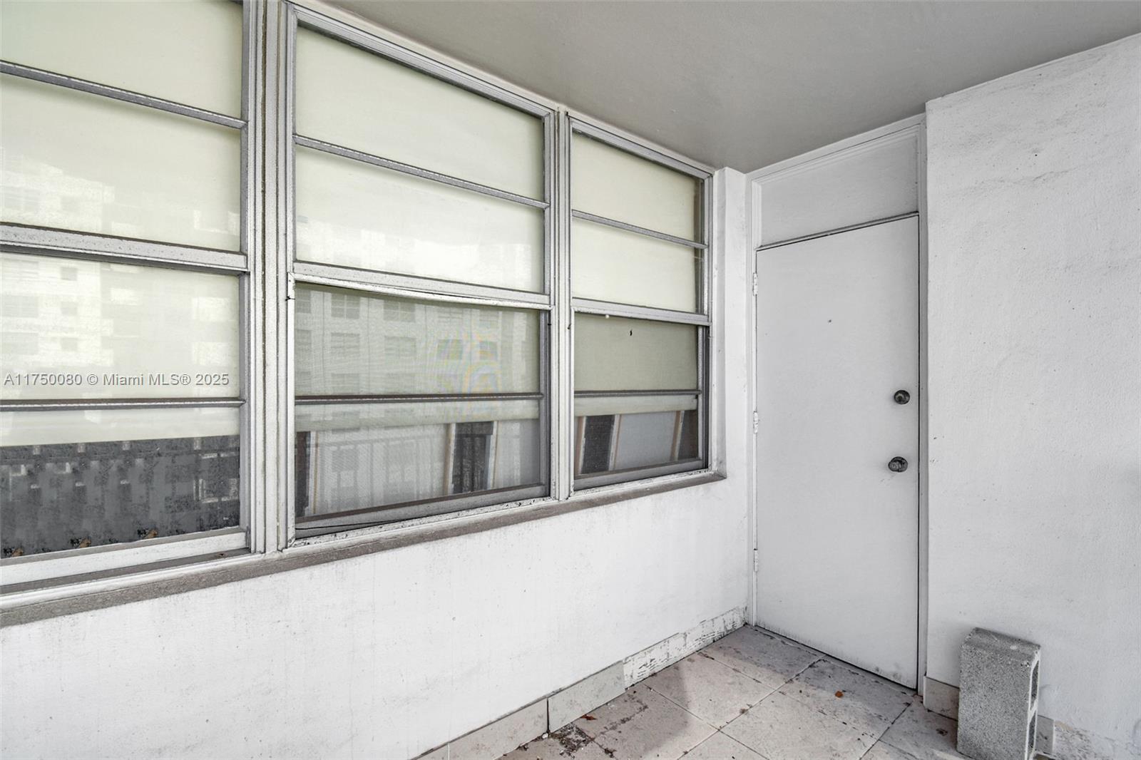 DEL PRADO - Residential