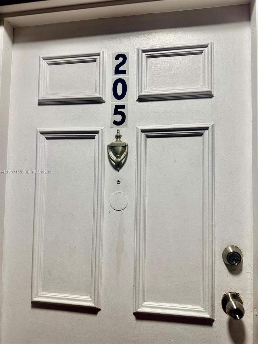 VILLAS DEL SOL CONDO - Residential Lease