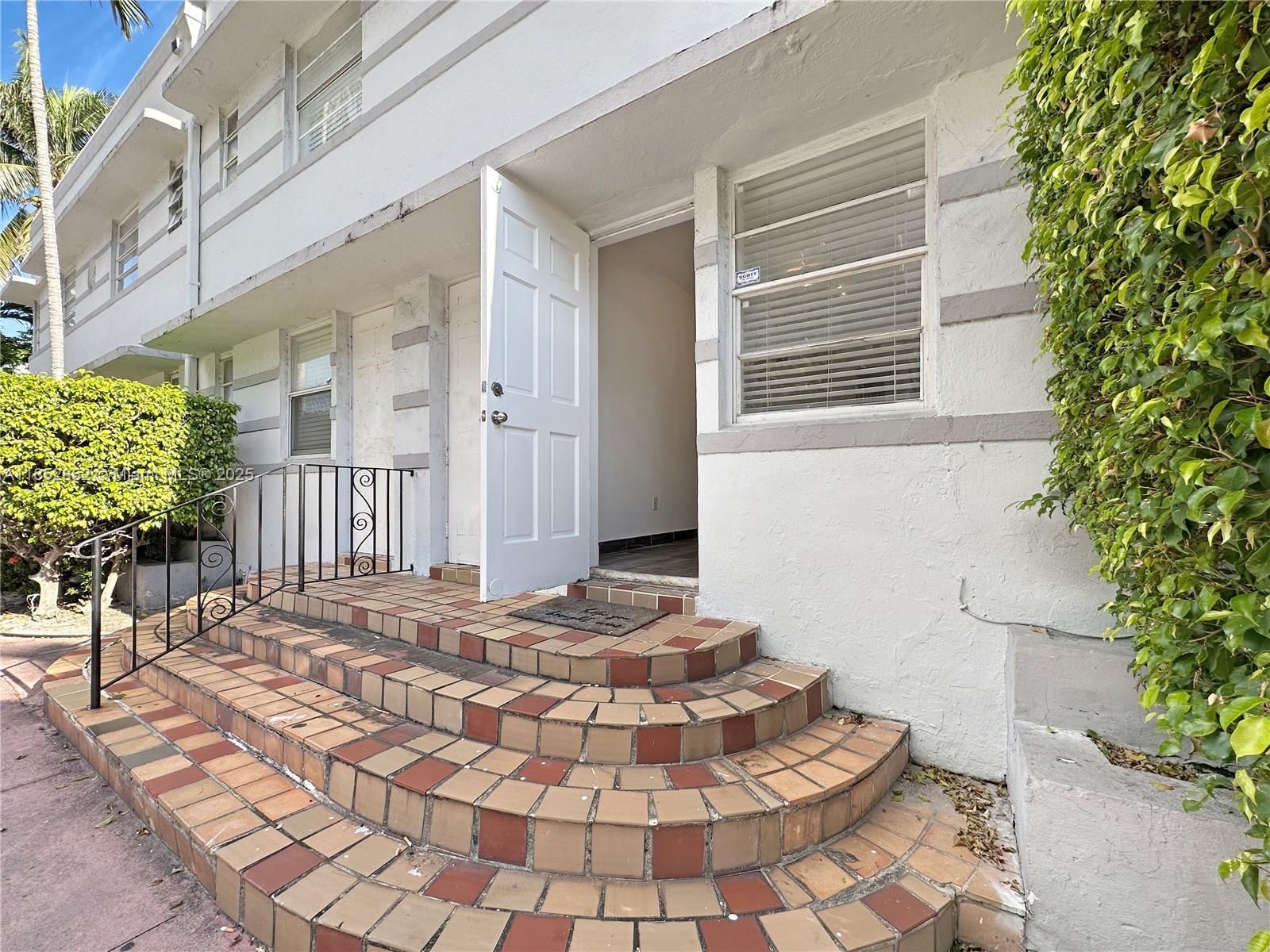 Spectacular, updated 1+1 with a private entrance and a washer and dryer inside the unit. Absolutely perfect location in the heart of South Beach on a quiet street just steps from incredible shopping, dining and nightlife, the beach, Flamingo Park and South Pointe. This unit is fantastic, sporting chic tile floors throughout, updated bath, ample walk-in closets, great open kitchen with a dishwasher and a wonderfully light and bright ambiance. The building has a brand new roof as well. Extremely easy to show and will go fast. Call today.