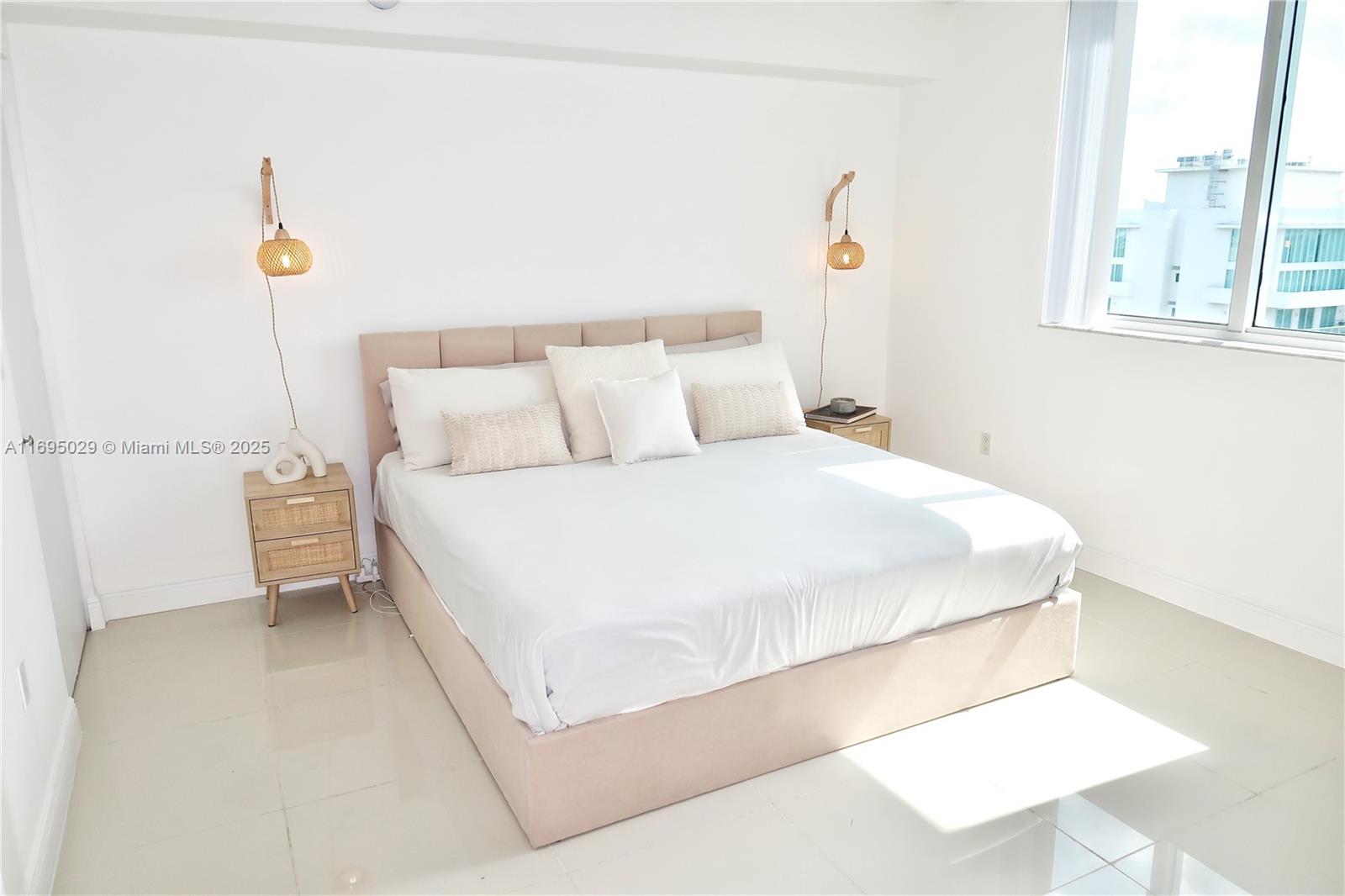 TERRAZAS RIVERPARK VILLAG - Residential