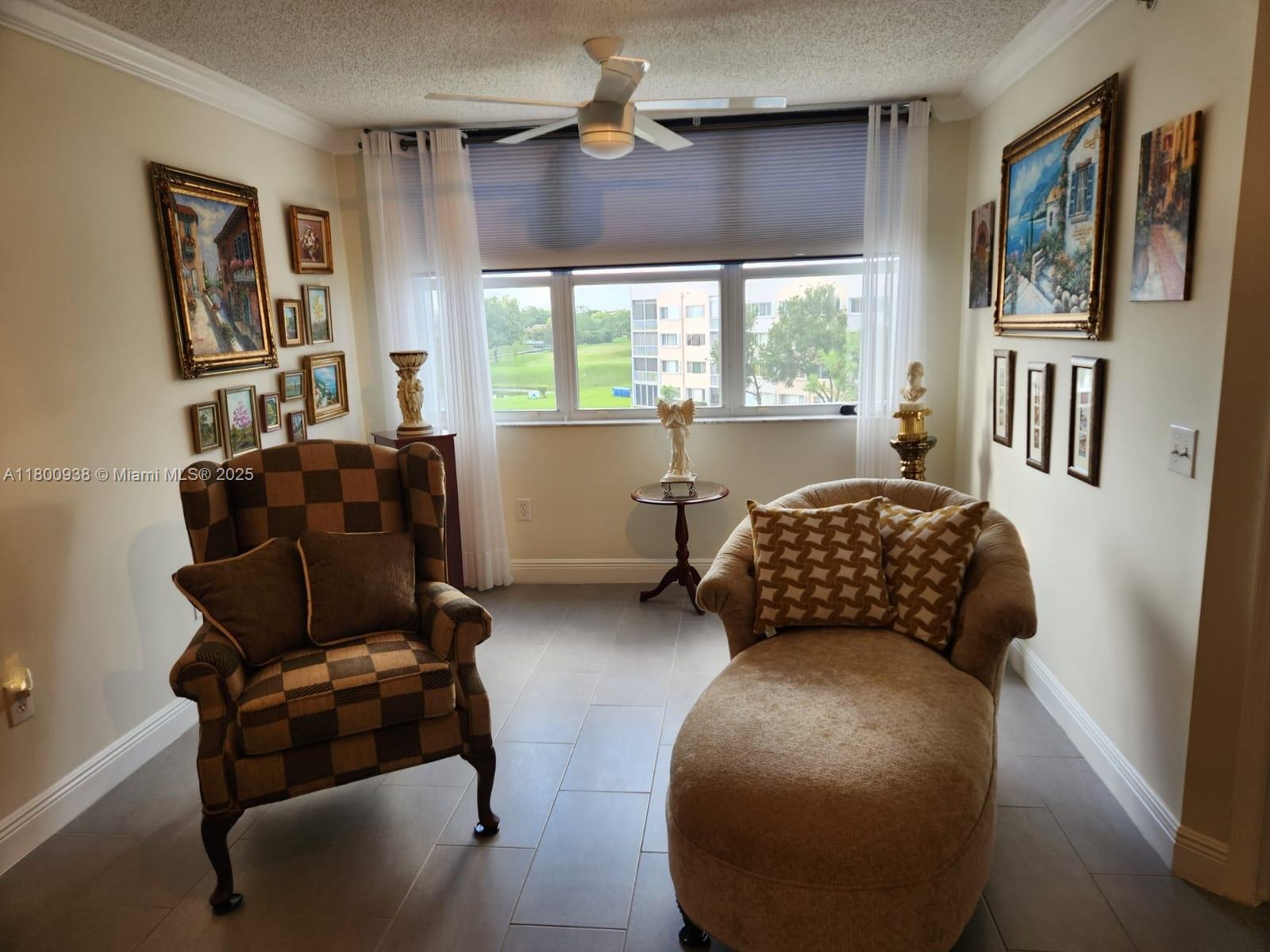 2455 N Nob Hill Rd 404