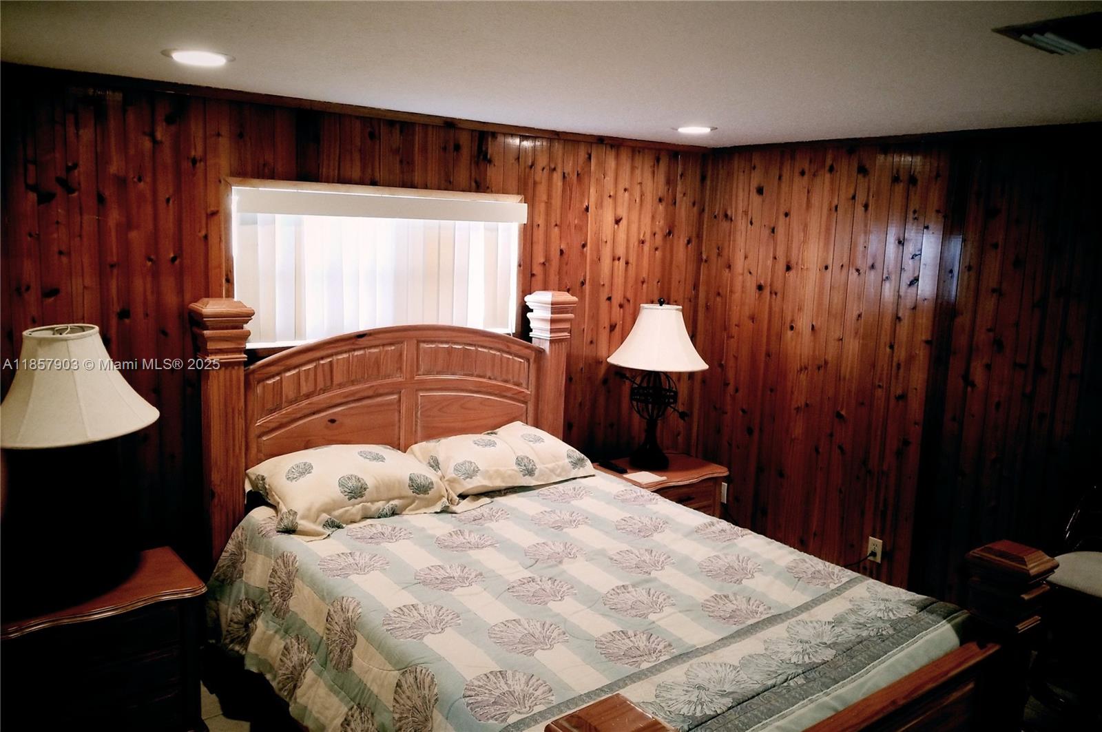 BUBB H PROPERTIES - Residential Lease