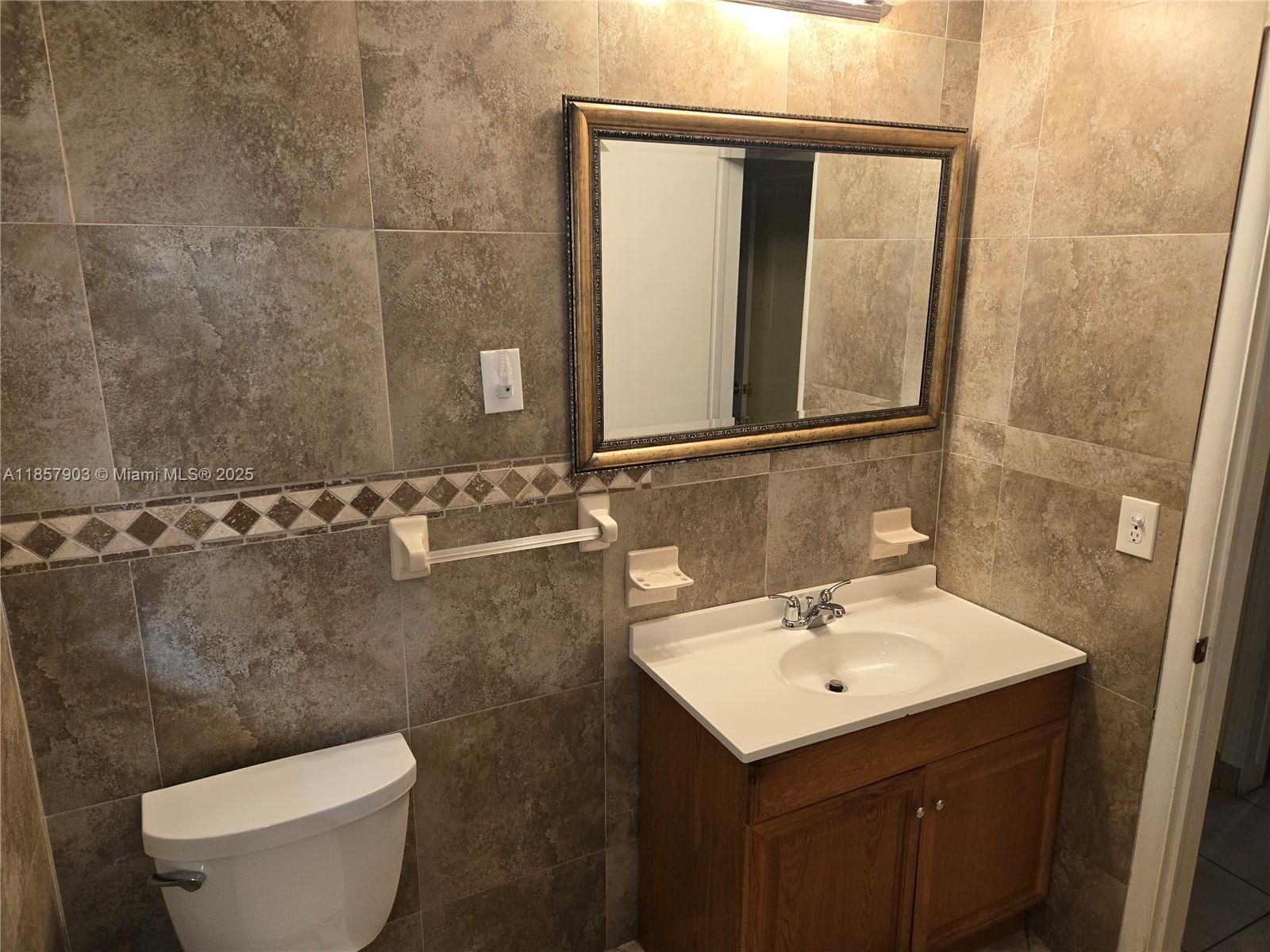 BUBB H PROPERTIES - Residential Lease