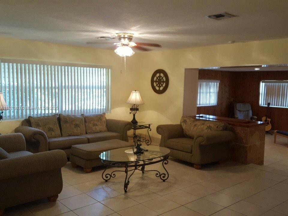 BUBB H PROPERTIES - Residential Lease