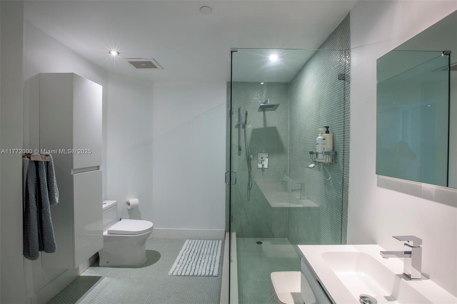 THE ATRIUM AT AVENTURA CO - Residential