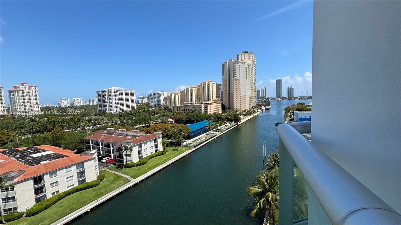 THE ATRIUM AT AVENTURA CO - Residential