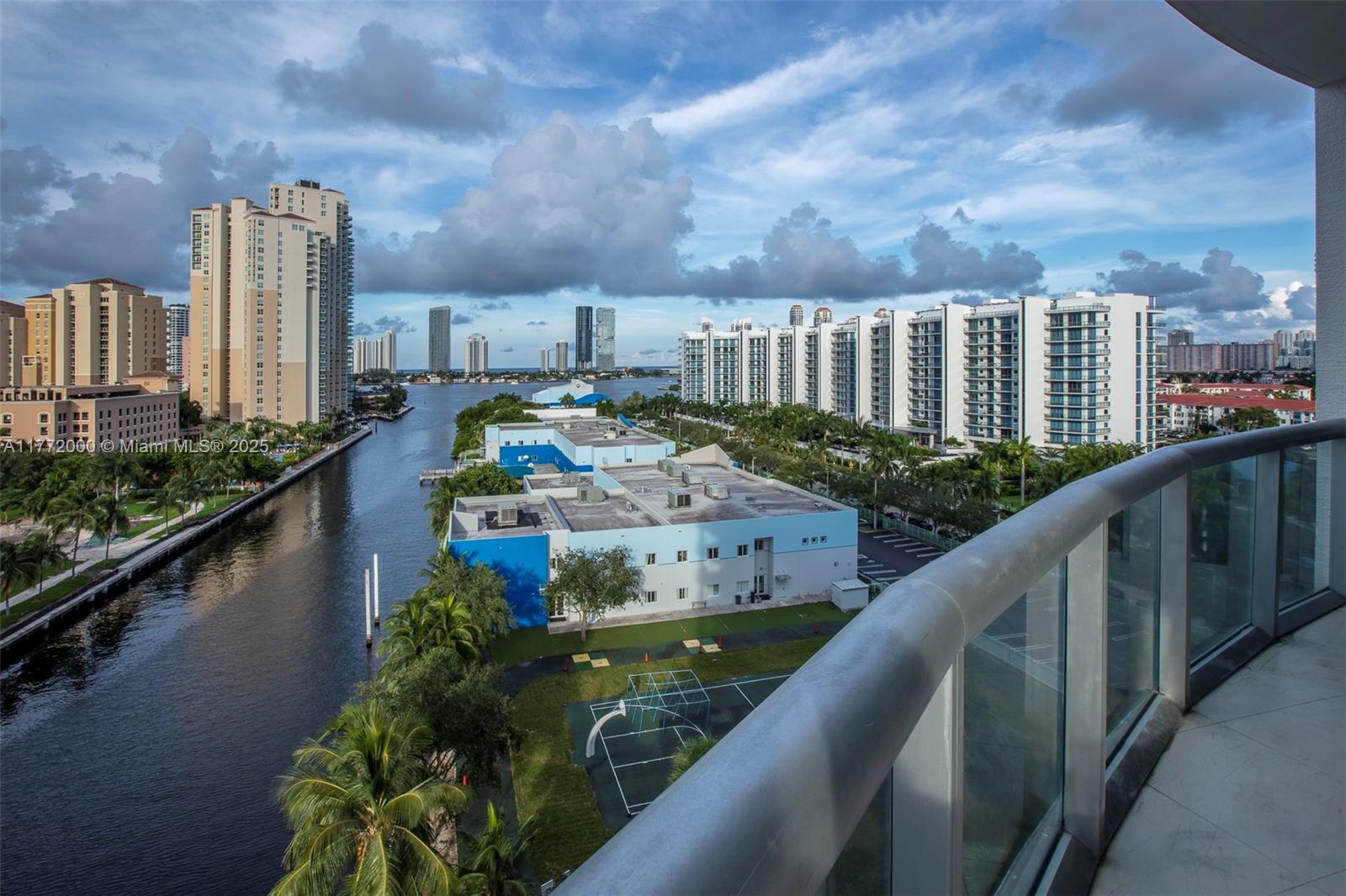 THE ATRIUM AT AVENTURA CO - Residential