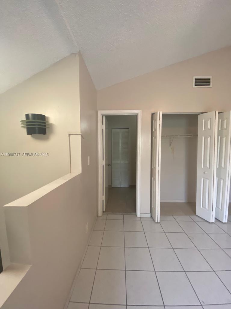 LAUDERDALE NORTH PARK SEC - Residential Lease