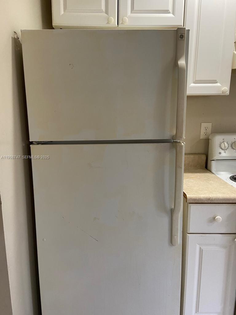 LAUDERDALE NORTH PARK SEC - Residential Lease