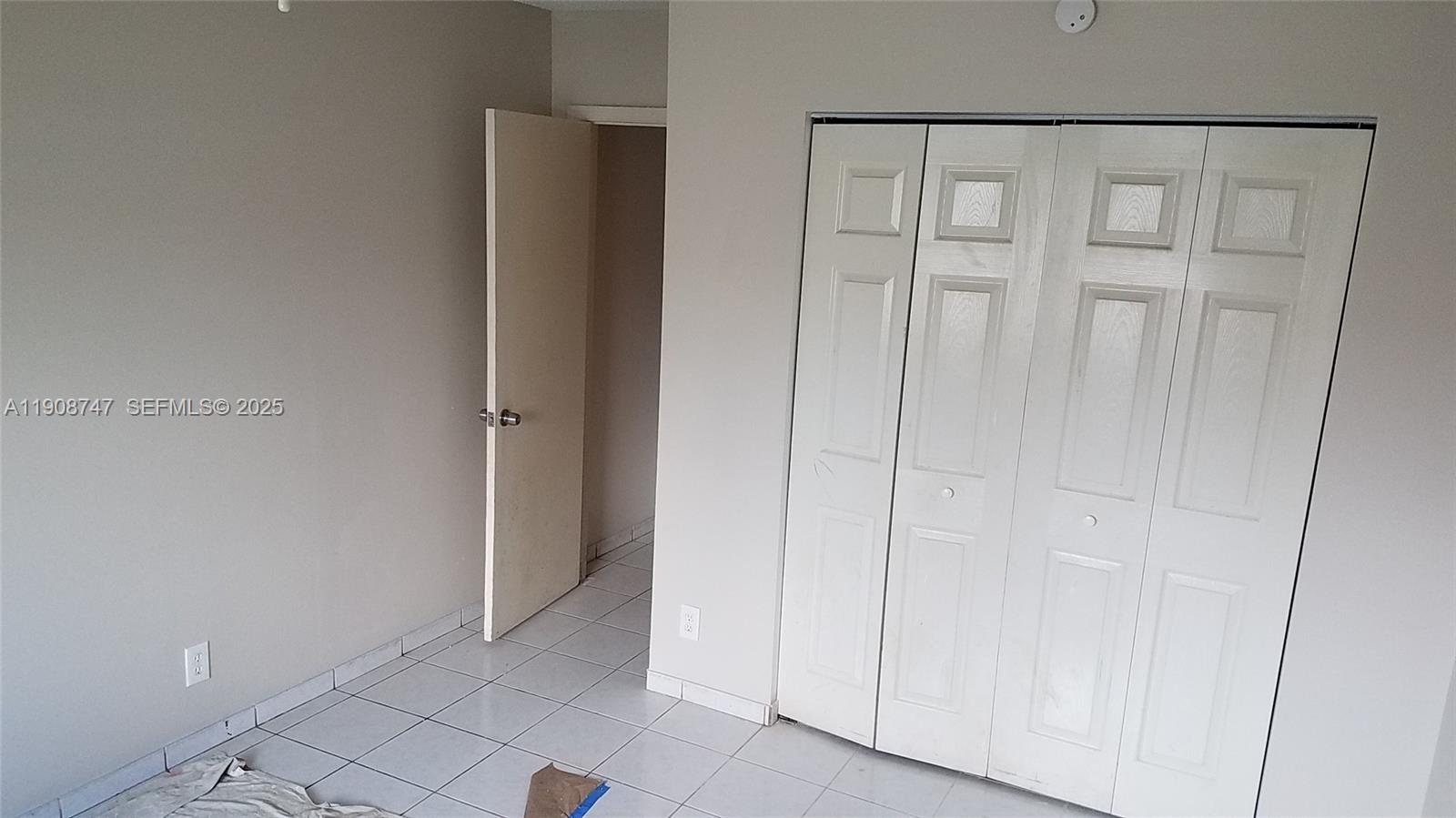 LAUDERDALE NORTH PARK SEC - Residential Lease