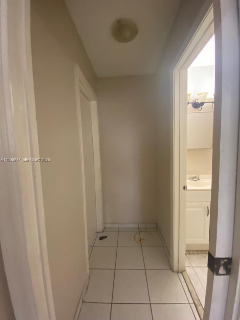 LAUDERDALE NORTH PARK SEC - Residential Lease