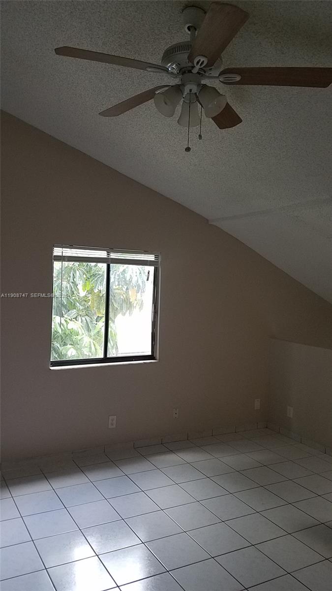 LAUDERDALE NORTH PARK SEC - Residential Lease