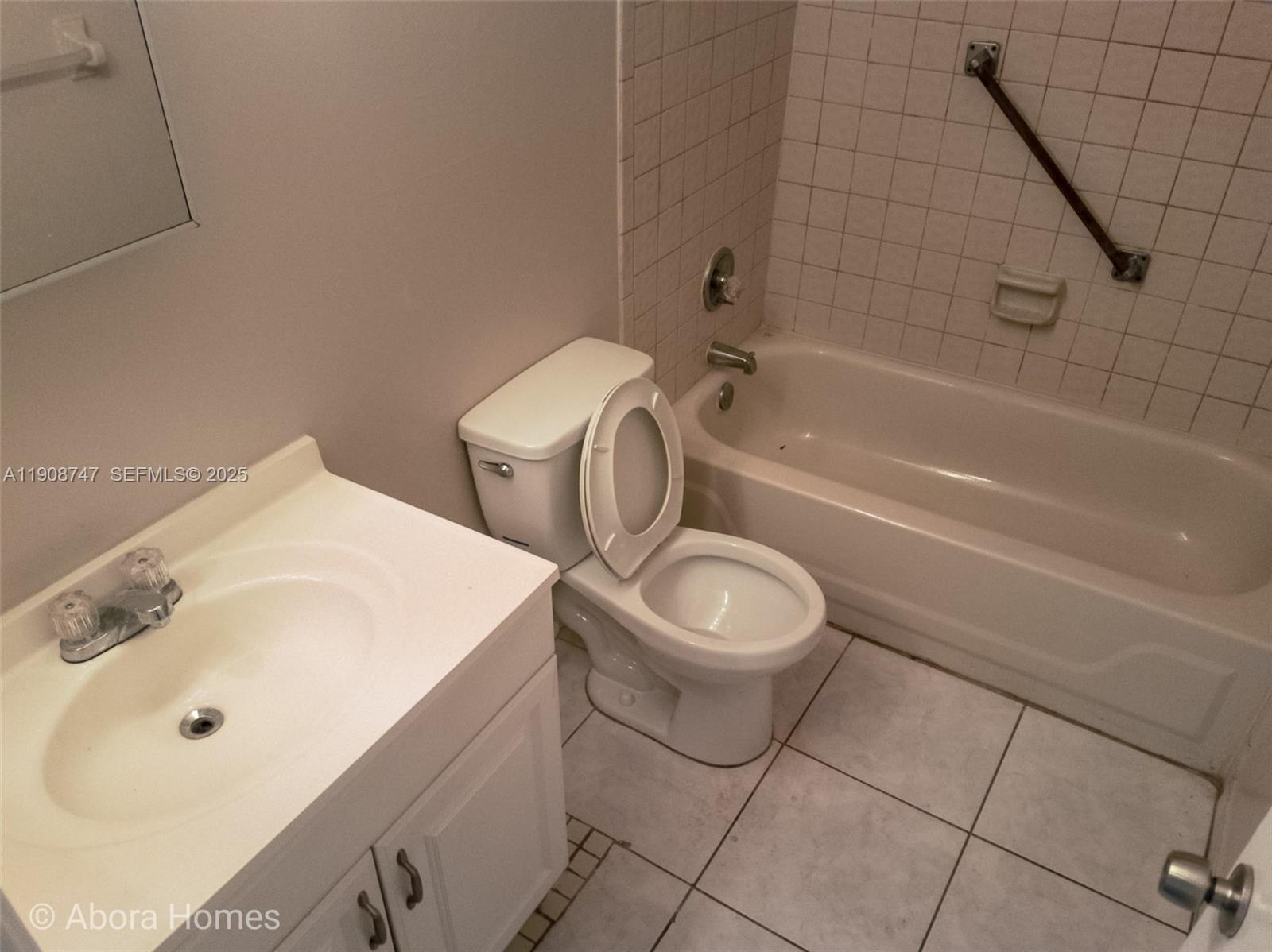 LAUDERDALE NORTH PARK SEC - Residential Lease