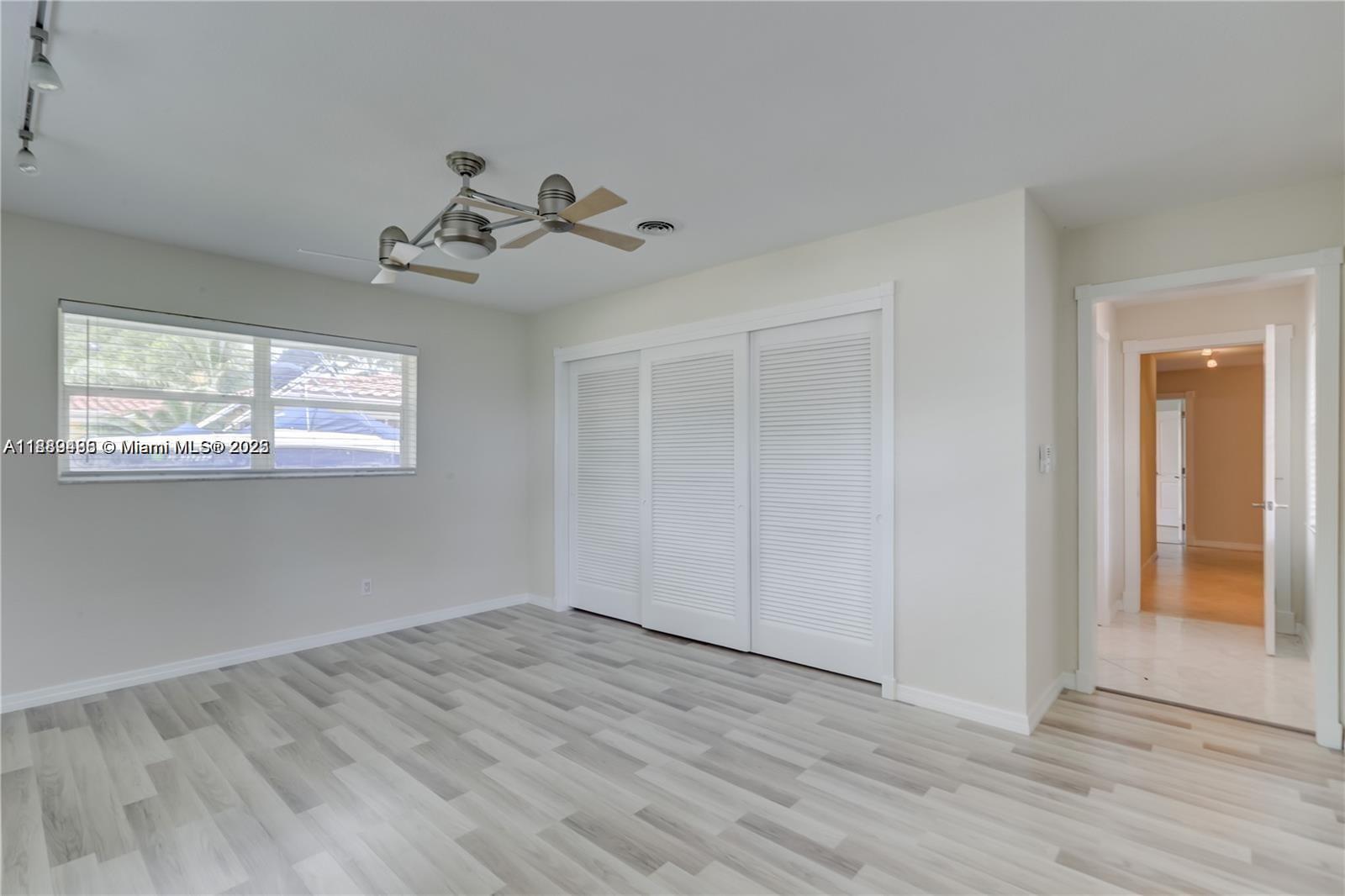 HOLLYWOOD HILLS - Residential Lease