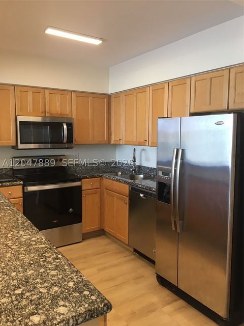 Tiny photo for 5700 Collins Ave #6J, Miami Beach, FL 33140 (MLS # A12047889)