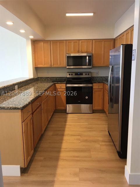 Tiny photo for 5700 Collins Ave #6J, Miami Beach, FL 33140 (MLS # A12047889)
