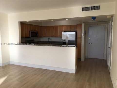 Tiny photo for 5700 Collins Ave #6J, Miami Beach, FL 33140 (MLS # A12047889)