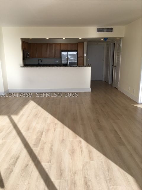Tiny photo for 5700 Collins Ave #6J, Miami Beach, FL 33140 (MLS # A12047889)